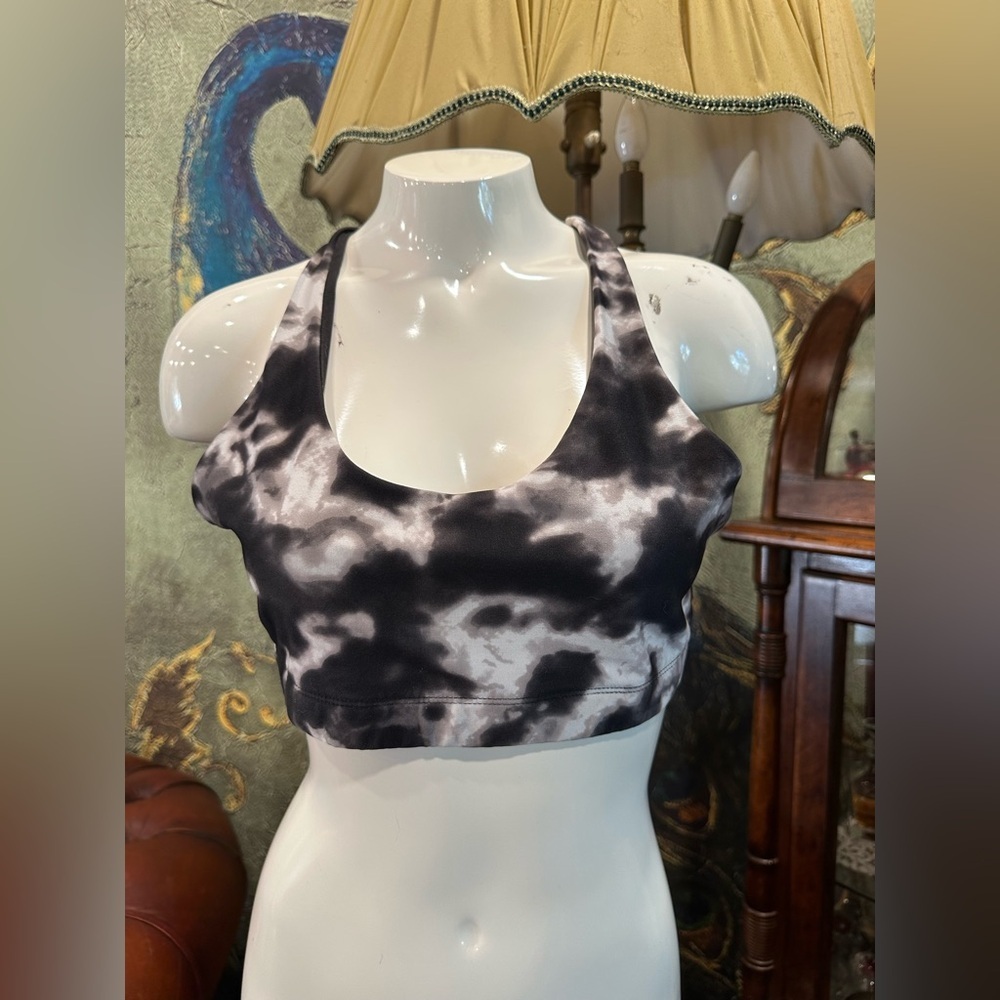 Mossimo camo pullover sports bra black white print criss/cross in back